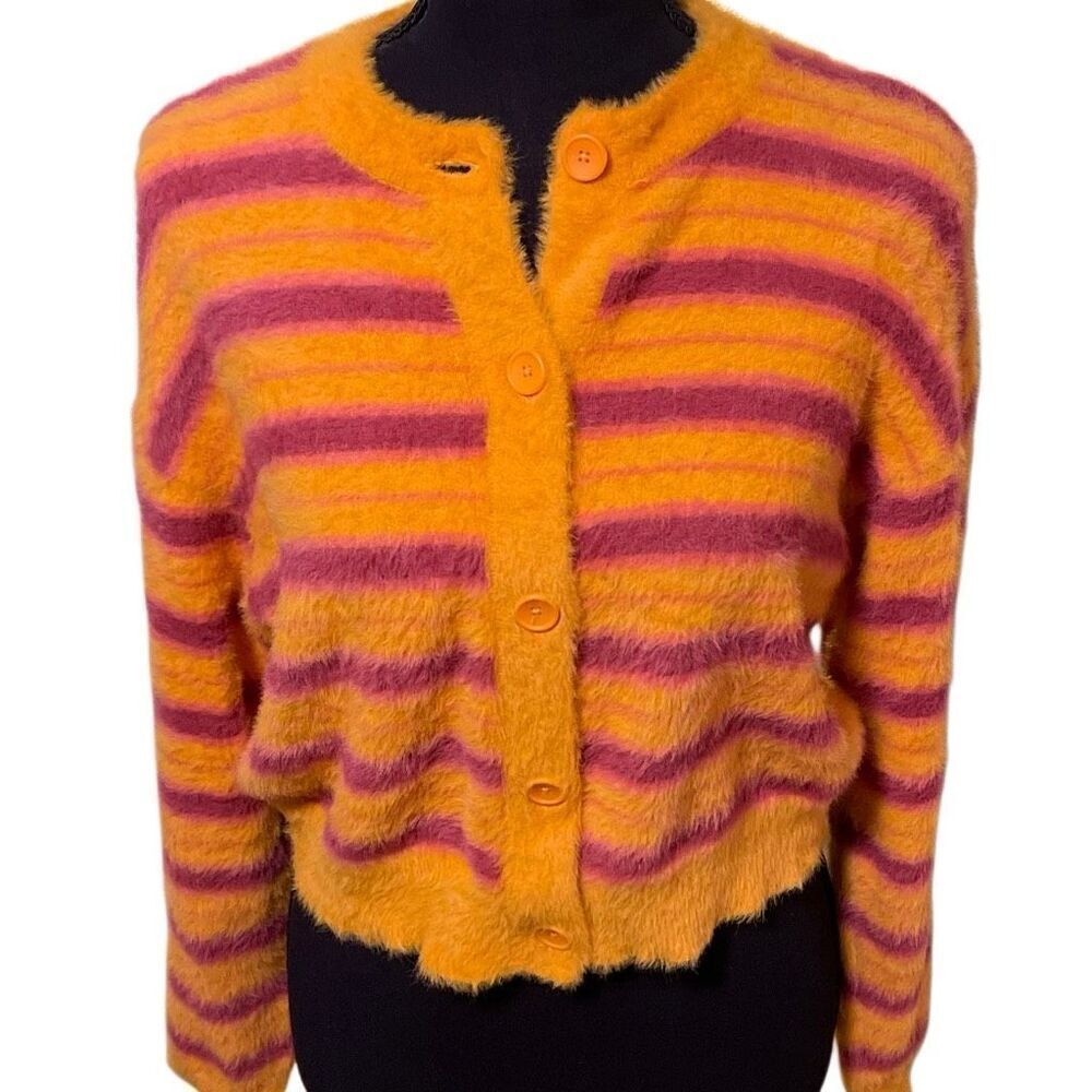 Levi’s Cat Cardigan Sweater Fuzzy Wuzzy